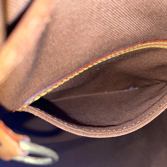 Louis Vuitton Monogram Montsouris Backpack preowned authentic - Picture 7 of 16